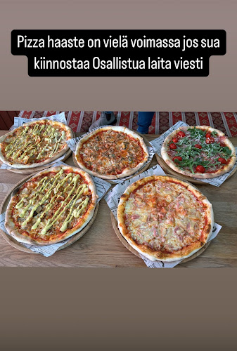 Pizza Hour