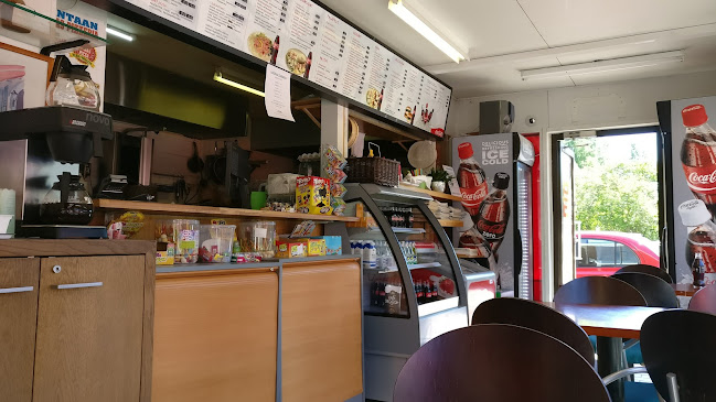 Comentarii opinii despre Ylästön Pizza & Kebab & Grilli