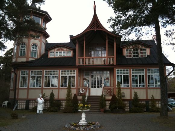 Villa Tallbo Open Times