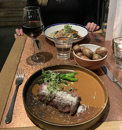 Tårget - Ravintola-ala