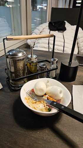 Milan Maikkula - Ravintola-ala