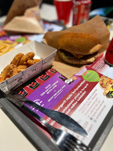 Comentarii opinii despre Santa´s Pizza & Burger