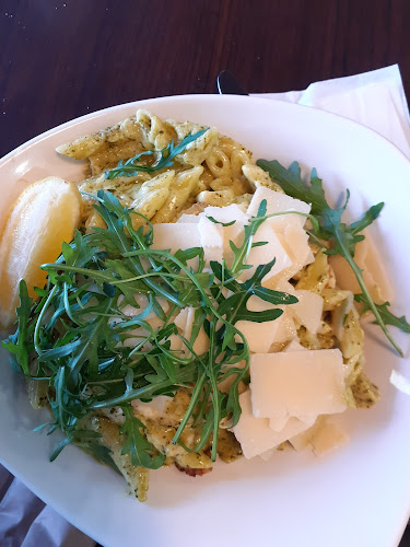 Helmisimpukka Hirvaskangas - Ravintola-ala