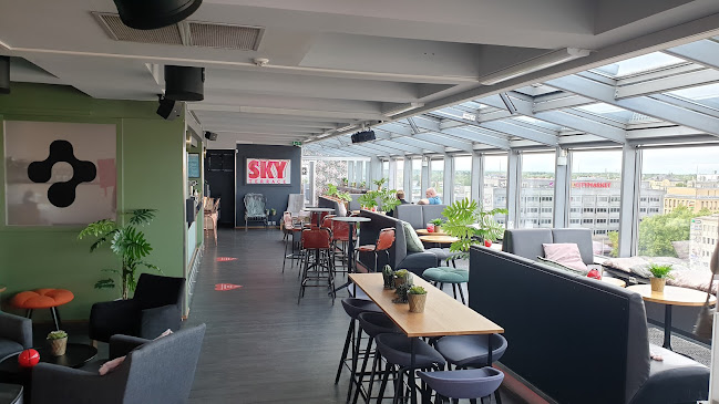 Sky Bar & Terrace - Ravintola-ala