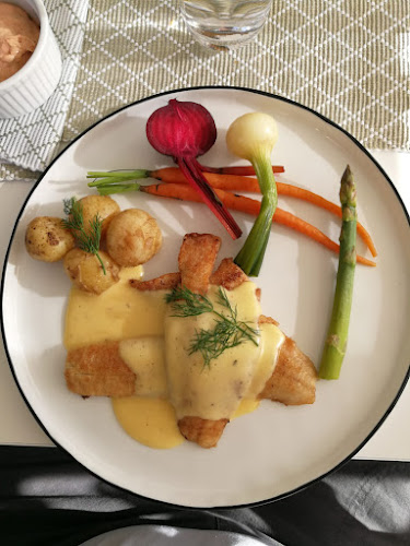 Restaurant Mormors Gröna Hus - Ravintola-ala