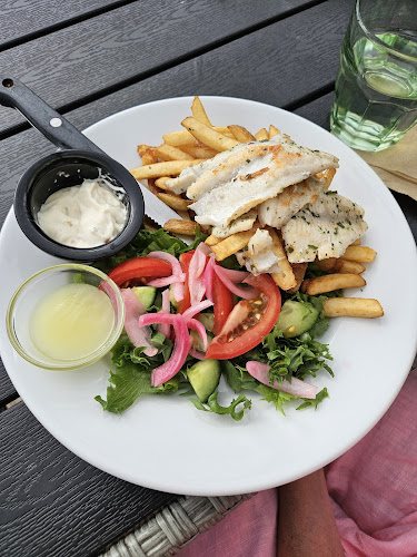 Opinii despre Iloisen Pässin maalaispuoti ja kahvila în Koitsanlahti - Ravintola-ala