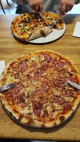 Sumiaisten pizzeria ja baari - Sumiainen