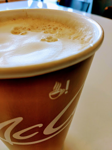 McDonald's Helsinki Herttoniemi - Ravintola-ala