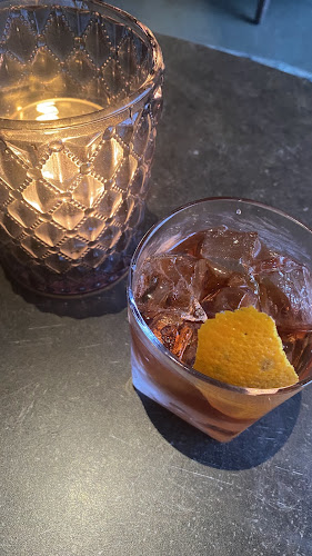 Comentarii opinii despre Station 23