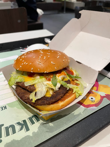 McDonald's Helsinki Herttoniemi - Ravintola-ala