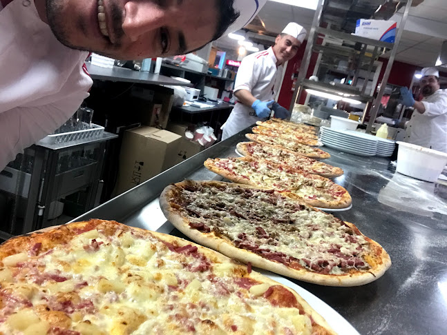 Comments and reviews of Victoria kebab pizzeria