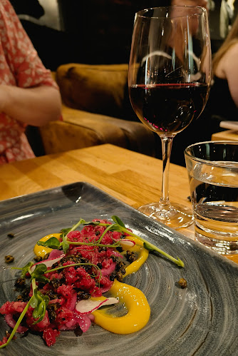 Jalo kitchen & lounge - Ravintola-ala