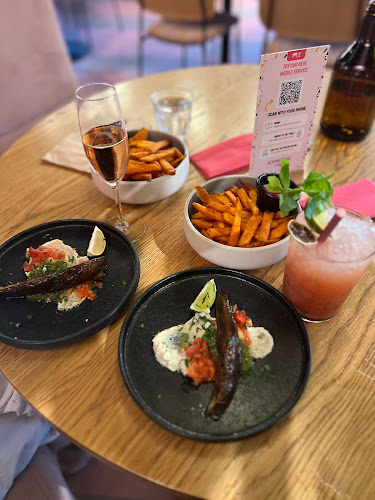 Comments and reviews of Memphis Hakaniemi