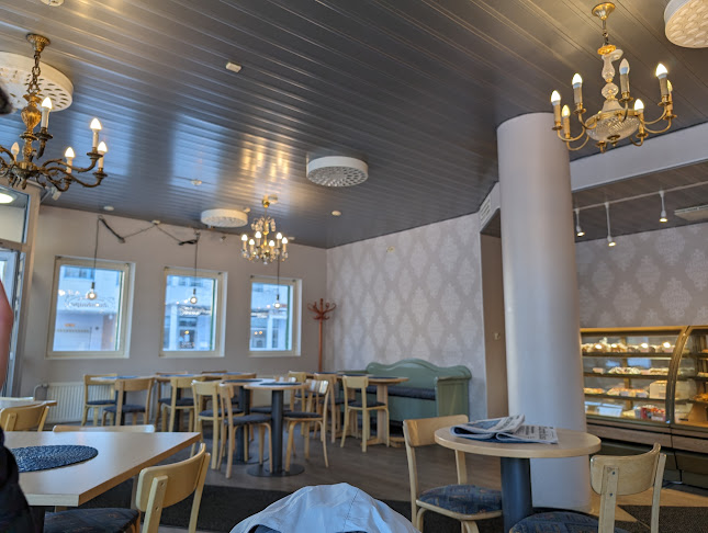 Comentarii opinii despre Kotileipomo Antinkaapo Oy