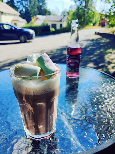 Comentarii opinii despre Muuntamokahvila