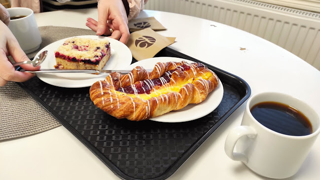 Reviews of Huovisen Leipomo Kastellin myymälä in Oulu - Ravintola-ala