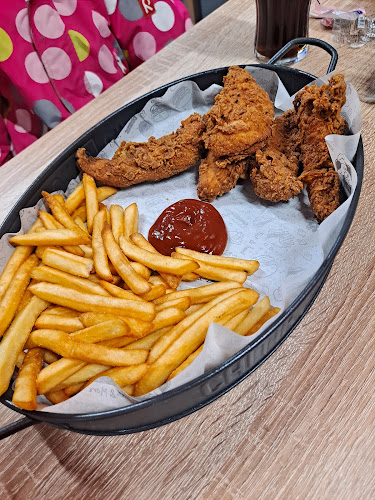 Comentarii opinii despre Chitir Chicken, Willa