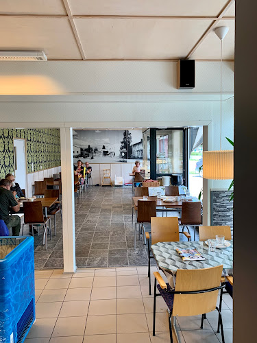 Comentarii opinii despre Ilomantsin Leipomo