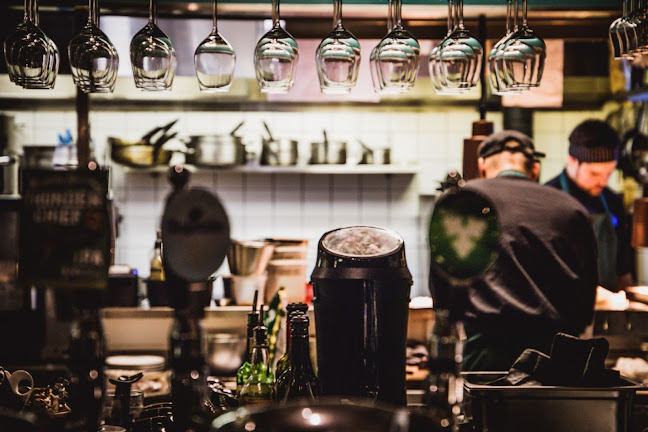 2 Puuta Bistro & Bar - Hyvinkää