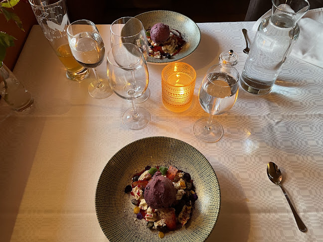 Opinii despre Ravintola Raatihuoneenkellari Ay în Pori - Ravintola-ala