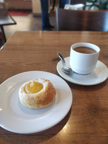 Comentarii opinii despre Konditoria Lehtonen