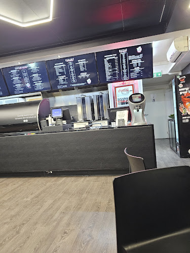 Malmin Kebab Pizzeria - Ravintola-ala