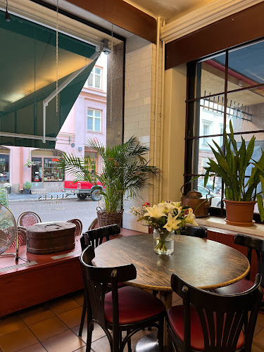Café Succès - Ravintola-ala
