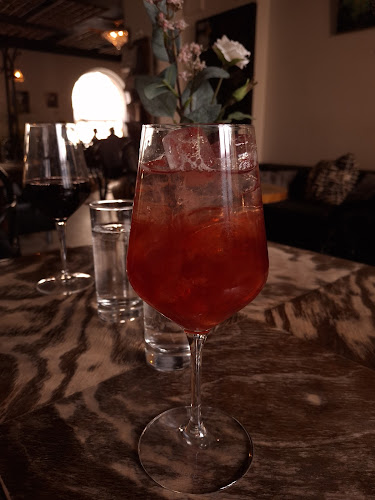 Comentarii opinii despre Nooran Viinibaari