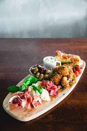 Opinii despre KATU Burgers & More în Joensuu - Ravintola-ala