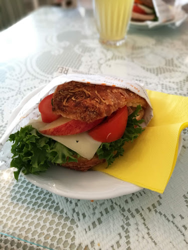 Comentarii opinii despre Konditoria Huovila Oy