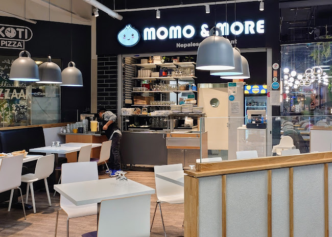 Comentarii opinii despre Momo & More Nepalese