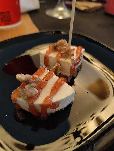 Comentarii opinii despre Suntti Kåren Bar & Grill