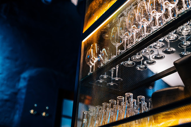 Tuomiokirkonkatu 6, 20500 Turku