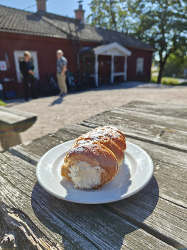 Bembölen Kahvitupa - Ravintola-ala