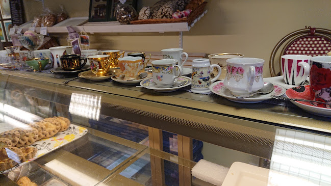 Sijaitsee R-kioskin vieressä, Lindforsinkatu 2, 33720 Tampere