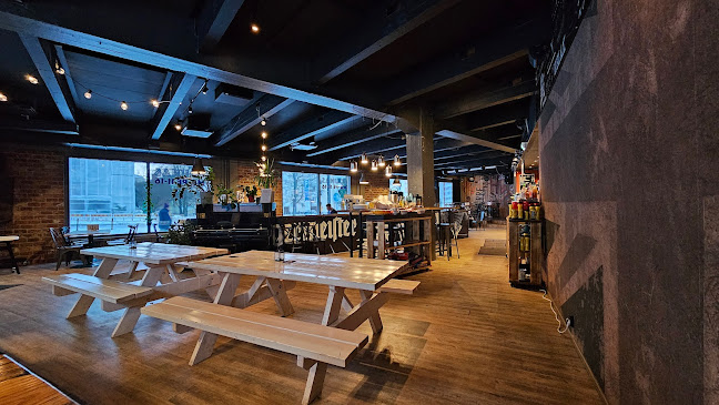 http://www.publichousehuurre.fi/