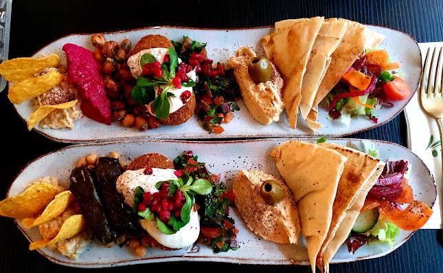 Zeytuun Tuomiokirkonkatu