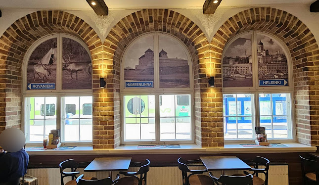 Comentarii opinii despre Asemaravintola Hämeenlinna