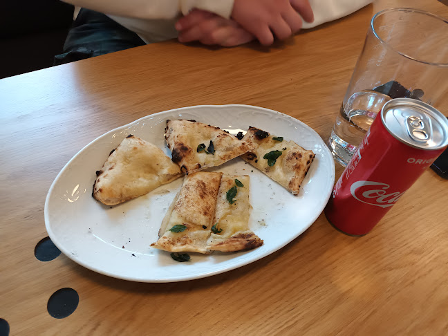 Comentarii opinii despre Pikku Napoli Tripla