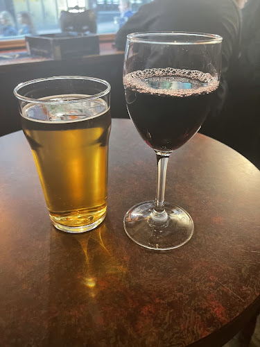 Molly Malone's Irish Bar - Ravintola-ala