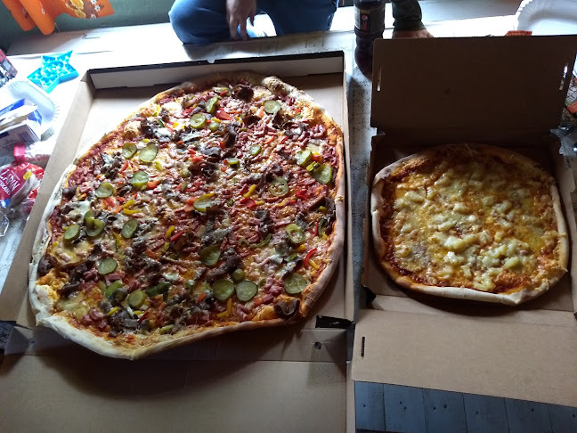 Comentarii opinii despre Blue Sky Kebab ja Pizzeria Pyhäjärvi