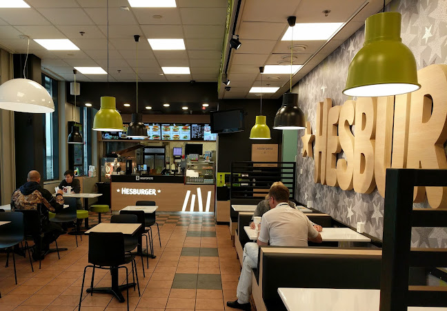 Comentarii opinii despre Hesburger Helsinki Ruskeasuo