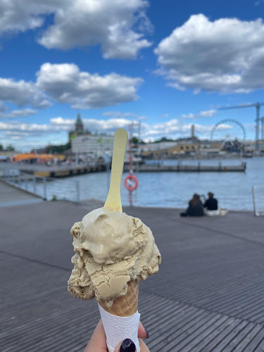 La Gelateria - Vanha Kauppahalli, Helsinki Open Times