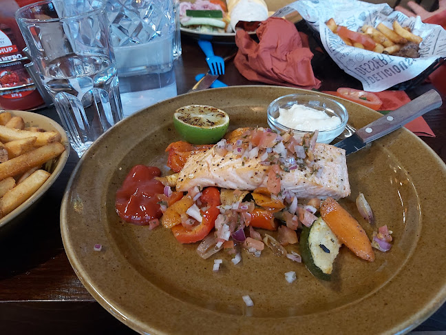 Zarillo Puutarhakatu - Ravintola-ala