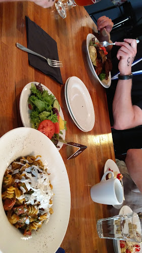 Comentarii opinii despre Zum Beispiel