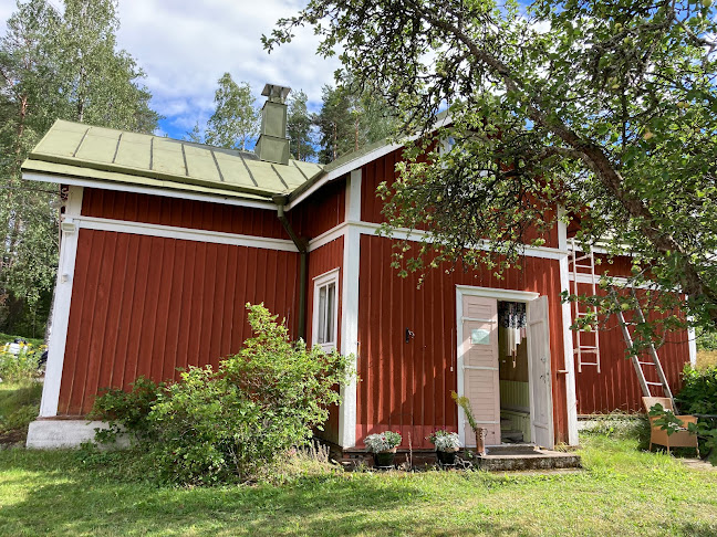 Kahvila Kylä ja luomutuotemyymälä - Aura