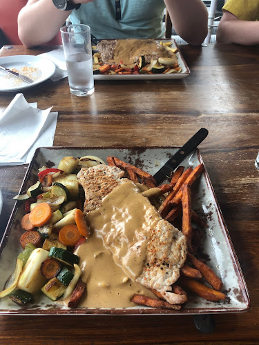 Ella Grill - Ravintola-ala