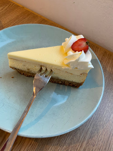 Opinii despre Kreema - leipomo-konditoria ja kahvila în Oulu - Ravintola-ala