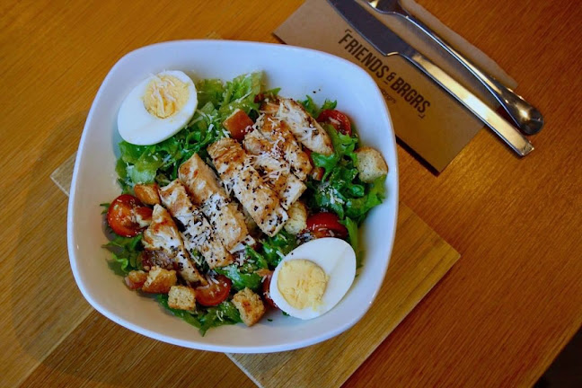 Comentarii opinii despre Friends & Brgrs Hyvinkää