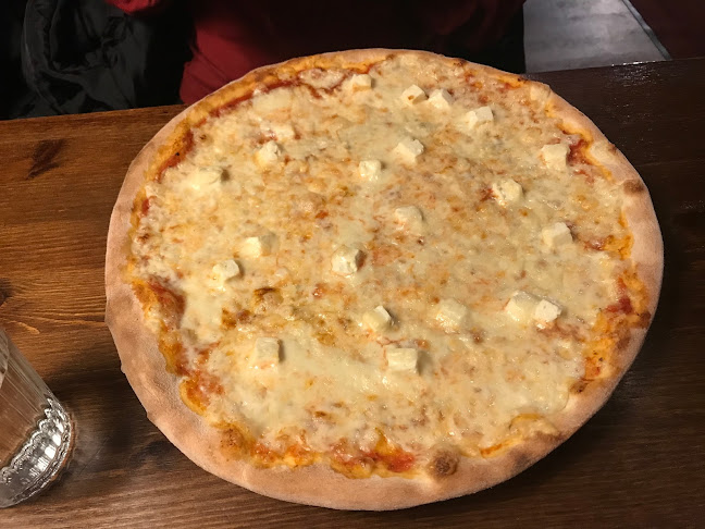 Grill house and Pizza Express Tikkurila - Ravintola-ala